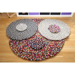 Filtkugletæppe opskrift af Rito Krea - DIY-tæppe 20-200cm - 20 cm ca. 85 stk. (bordskåner)